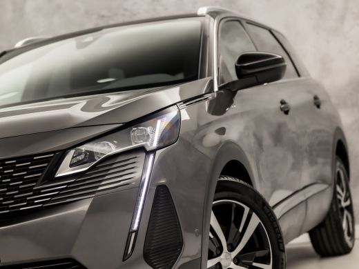 Peugeot 5008 1.2 PureTech GT 7 Persoons Automaat (APPLE CARPLAY, 1e EIGENAAR, GROOT NAVI, LEDER/ALCANTARA, 360... ActivLease financial lease