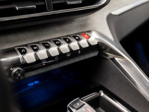 Peugeot 5008 1.2 PureTech GT 7 Persoons Automaat (APPLE CARPLAY, 1e EIGENAAR, GROOT NAVI, LEDER/ALCANTARA, 360... ActivLease financial lease