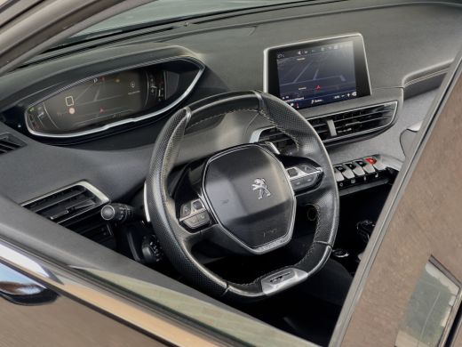 Peugeot 5008 1.6 e AUT6 GT-LINE 7PERS PANODAK DESIGNO-LEDER NAVI CAMERA DIGI-DASH APPLE-CARPLAY LED LMV PDC ActivLease financial lease