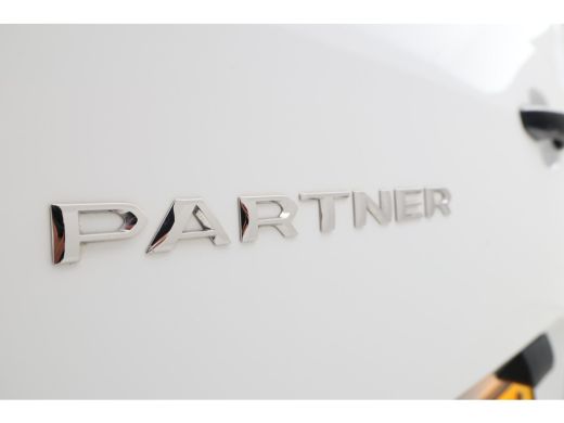 Peugeot Partner 1.5 BlueHDI Pro Long Imperial, Apple carplay, Navigatie ActivLease financial lease