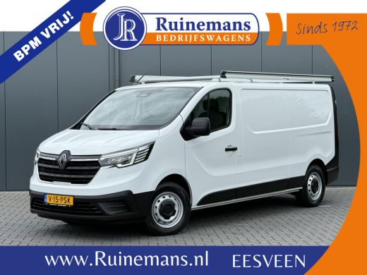 Renault Trafic 2.0 dCi 150 PK AUTOMAAT / L2H1 / 27.349 KM!! / TREKHAAK / IMPERIAAL / 3-ZITS / CAMERA / LED ActivLease financial lease