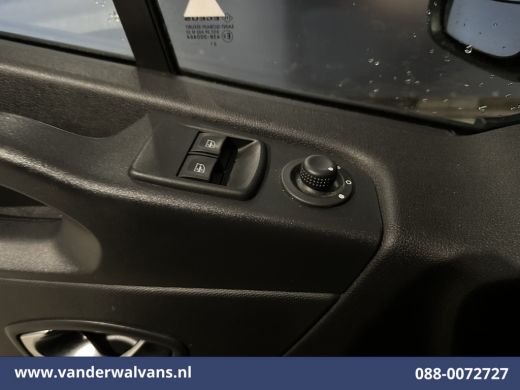 Renault Trafic 2.0 MultiJet 146pk L2H1 Euro6 Airco | Camera | Navigatie | Cruisecontrol Trekhaak, Parkeersensore... ActivLease financial lease