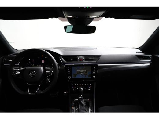 Skoda Superb Combi 1.4 IV Sportline 204 pk 6-DSG | Achteruitrijcamera | Elektrische Stoelen | Apple Carplay | ActivLease financial lease