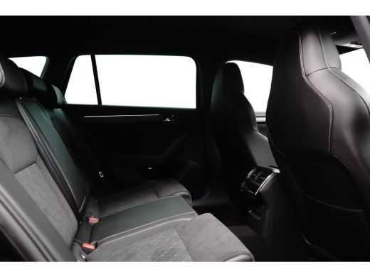 Skoda Superb Combi 1.4 IV Sportline 204 pk 6-DSG | Achteruitrijcamera | Elektrische Stoelen | Apple Carplay | ActivLease financial lease
