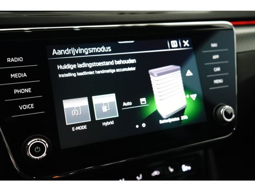 Skoda Superb Combi 1.4 IV Sportline 204 pk 6-DSG | Achteruitrijcamera | Elektrische Stoelen | Apple Carplay | ActivLease financial lease