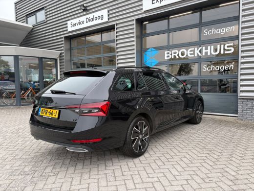 Skoda Superb Combi 1.4 IV Sportline 204 pk 6-DSG | Achteruitrijcamera | Elektrische Stoelen | Apple Carplay | ActivLease financial lease