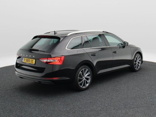 Skoda Superb Combi 1.5 TSi 150 Pk Automaat Business Edition | Stoelverwarming | Adaptive Cruise | Climatronic ... ActivLease financial lease