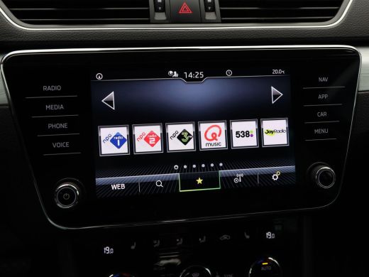 Skoda Superb Combi 1.5 TSi 150 Pk Automaat Business Edition | Stoelverwarming | Adaptive Cruise | Climatronic ... ActivLease financial lease