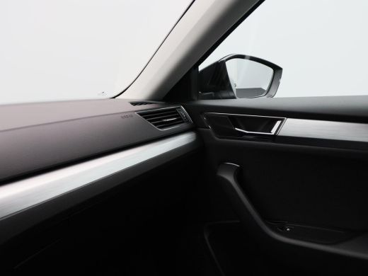 Skoda Superb Combi 1.5 TSi 150 Pk Automaat Business Edition | Stoelverwarming | Adaptive Cruise | Climatronic ... ActivLease financial lease