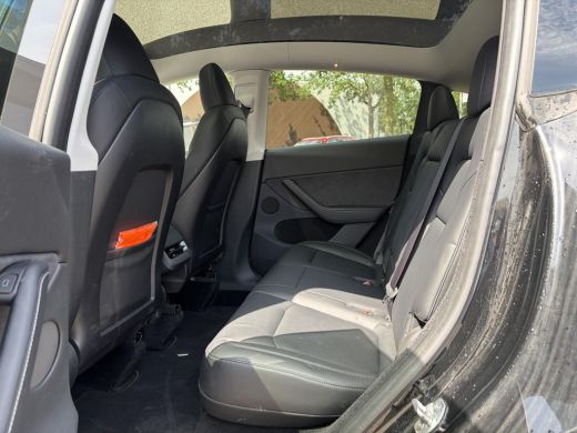 Tesla Model Y Long Range AWD 75 kWh SOH 95% | TESLA FABRIEKSGARANTIE TOT 2028/ 80.000KM! | FABRIEKSGARANTIE OP ... ActivLease financial lease