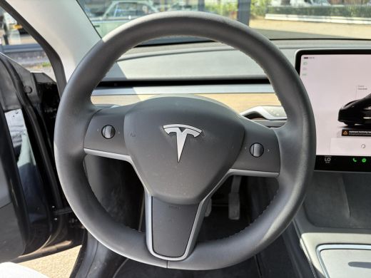 Tesla Model Y Long Range AWD 75 kWh SOH 95% | TESLA FABRIEKSGARANTIE TOT 2028/ 80.000KM! | FABRIEKSGARANTIE OP ... ActivLease financial lease