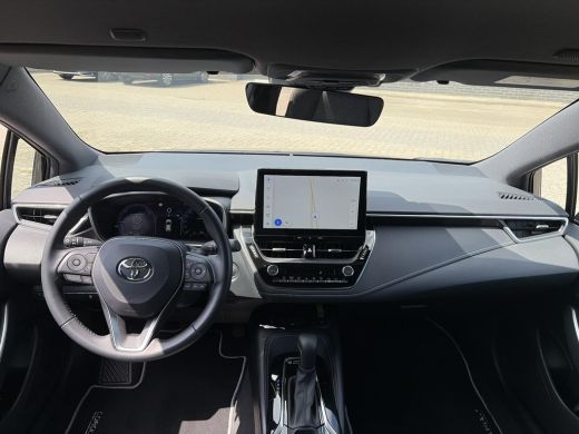 Toyota Corolla Hybrid 140 Dynamic ActivLease financial lease
