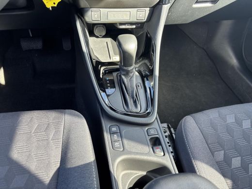 Toyota Yaris 1.5 Hybrid 115 Dynamic ActivLease financial lease
