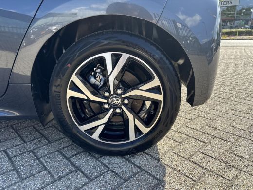 Toyota Yaris 1.5 Hybrid 115 Dynamic ActivLease financial lease