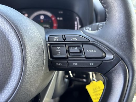 Toyota Yaris 1.5 Hybrid 115 Dynamic ActivLease financial lease