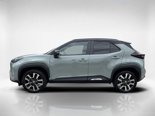 Toyota Yaris Cross 1.5 Hybrid 130 Launch Edition | Trekhaak | Panoramadak | JBL-Audio | HUD | ActivLease financial lease