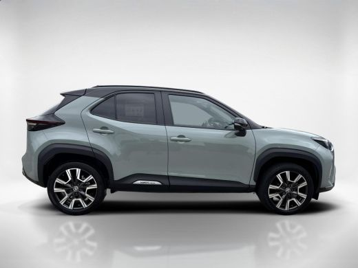 Toyota Yaris Cross 1.5 Hybrid 130 Launch Edition | Trekhaak | Panoramadak | JBL-Audio | HUD | ActivLease financial lease