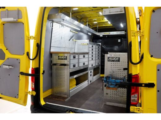 Volkswagen Crafter 35 2.0 TDI 140pk L3H3 (L2H2) Highline Servicewagen Inrichting/230V/Standkachel 02-2022 ActivLease financial lease