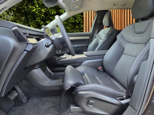 Volvo  EX90 Twin Motor Performance Ultra 7p. 111 kWh | Massage | Luchtvering | Trekhaak | 360 Cam | Pano ActivLease financial lease