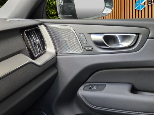 Volvo  XC60 2.0 T6 Plug-in hybrid AWD Plus Dark | Pano | 360 Cam | Head-up | Pilot Assist | Memory | Harman/K... ActivLease financial lease