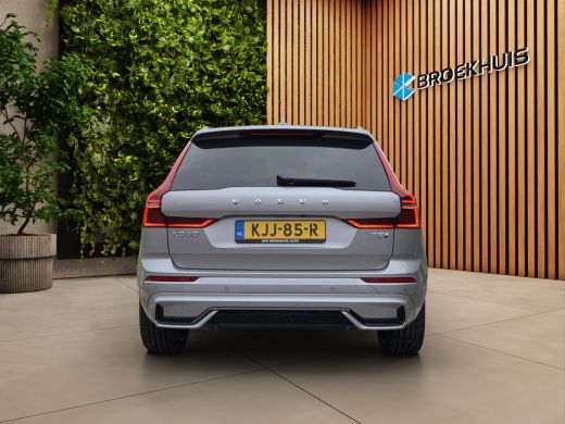 Volvo  XC60 2.0 T8 Plug-in hybrid AWD Ultra Dark Exec. Ed. | Bowers&Wilkins | Luchtvering | Massage/ventilati... ActivLease financial lease