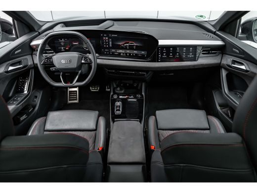 Audi Q6 e-tron S edition performance 100 kWh 306PK | Trekhaak | Luchtvering | Panorama Dak | B&O Incl. hoofdsteu... ActivLease financial lease
