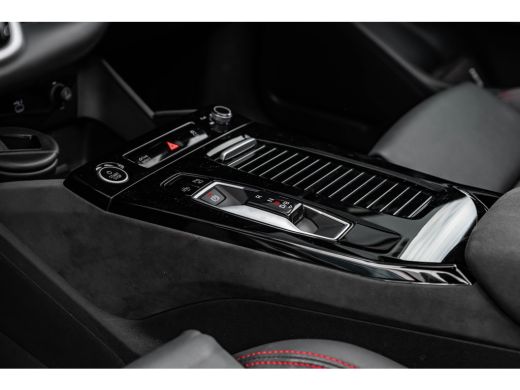 Audi Q6 e-tron S edition performance 100 kWh 306PK | Trekhaak | Luchtvering | Panorama Dak | B&O Incl. hoofdsteu... ActivLease financial lease