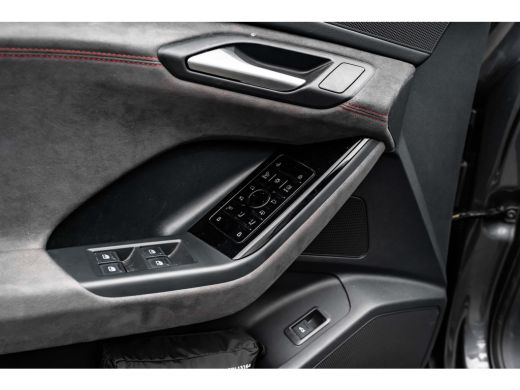 Audi Q6 e-tron S edition performance 100 kWh 306PK | Trekhaak | Luchtvering | Panorama Dak | B&O Incl. hoofdsteu... ActivLease financial lease