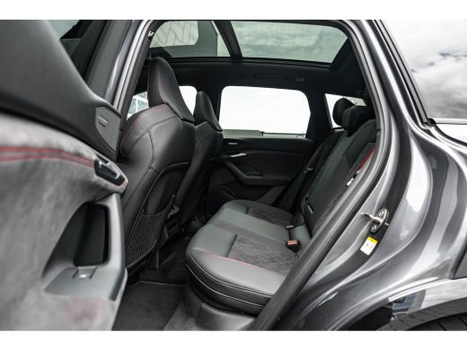 Audi Q6 e-tron S edition performance 100 kWh 306PK | Trekhaak | Luchtvering | Panorama Dak | B&O Incl. hoofdsteu... ActivLease financial lease