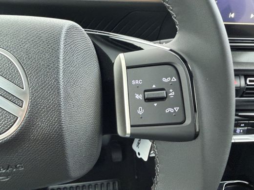 Citroën &euml;-C3 Aircross Plus | Achteruitrijcamera | Boordlader 11kW - 3 fasen | Extra getinte achterste zijruiten en acht... ActivLease financial lease