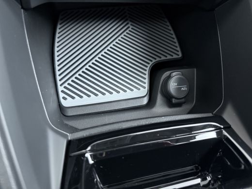 Citroën &euml;-C4 Collection - Elektrisch, (2025-60) | Achteruitrijcamera met Top Rear Vision (180&deg; weergave van ru... ActivLease financial lease