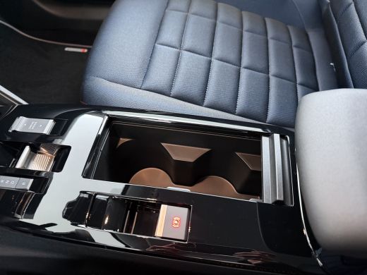 Citroën &euml;-C4 Collection - Elektrisch, (2025-60) | Achteruitrijcamera met Top Rear Vision (180&deg; weergave van ru... ActivLease financial lease