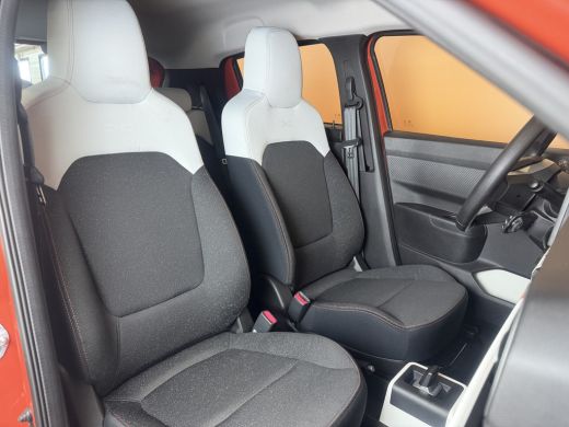 Dacia Spring Expression 65 26.8 kWh fabrieksgar 9/27 | batt gar 9/32 | SOH 96,48% ActivLease financial lease