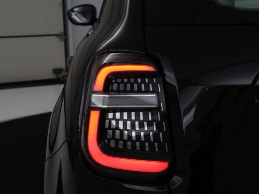 Fiat 600 1.2 Hybrid Urban | Stoelverwarming | 360 camera | | Stoelverwarming | 360 camera | Cruise control... ActivLease financial lease