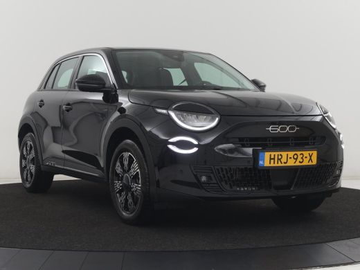 Fiat 600 1.2 Hybrid Urban | Stoelverwarming | 360 camera | | Stoelverwarming | 360 camera | Cruise control... ActivLease financial lease