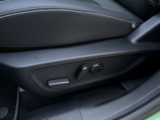Ford Kuga 2.5 PHEV Active X | Pano | Trekhaak | AGR Stoelen | Matrix LED | Adap. Cruise ActivLease financial lease