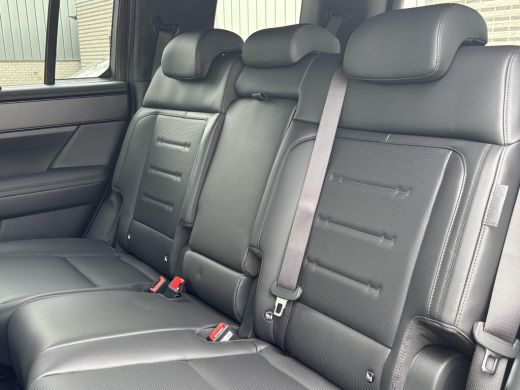Hyundai Santa Fe 1.6 T-GDI PHEV Black Line 4WD 7p | &euro; 8.000,- VOORRAAD VOORDEEL | Rijklaarprijs! ActivLease financial lease