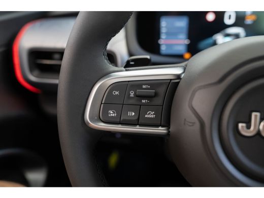 Jeep Avenger 1.2T 4xe The North Face | Tot 8 Jaar Garantie | Camera | Navigatie | Stoelverwarming | Applecarpl... ActivLease financial lease