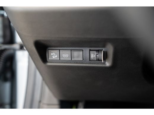 Jeep Avenger Summit 54 kWh | Tot 8 Jaar Garantie | Warmtepomp | Navigatie | Camera | Stoelverwarming | Elektri... ActivLease financial lease