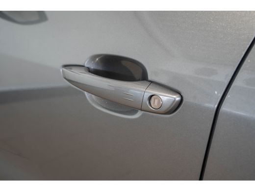 Jeep Avenger 1.2 e-Hybrid Summit | Panoramadak | Elektrische Achterklep | Navigatie | Camera | Apple Carplay &... ActivLease financial lease