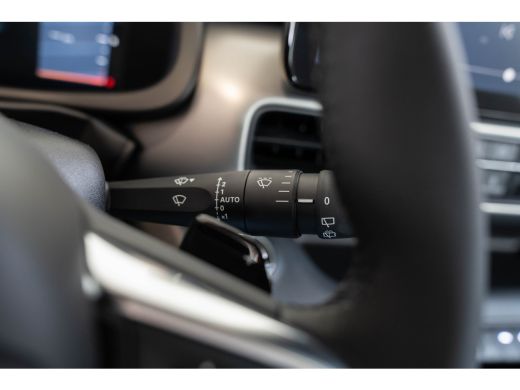 Jeep Avenger 1.2 e-Hybrid Summit | Panoramadak | Elektrische Achterklep | Navigatie | Camera | Apple Carplay &... ActivLease financial lease