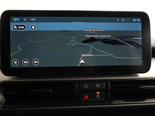 Jeep Avenger Summit | Elektrisch bedienbaar panoramisch schuif-/kanteldak | Infotainment & Convenience Pack | ... ActivLease financial lease