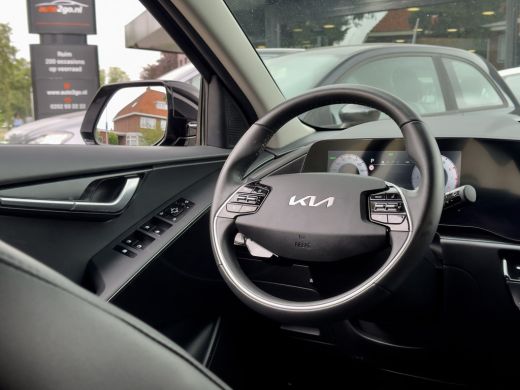 Kia Niro 1.6 GDi Hybrid NIEUWSTE MODEL !! EXECUTIVE-LINE LEDER NAVI CAMERA DIGI-DASH APPLE-CARPLAY LED LMV... ActivLease financial lease