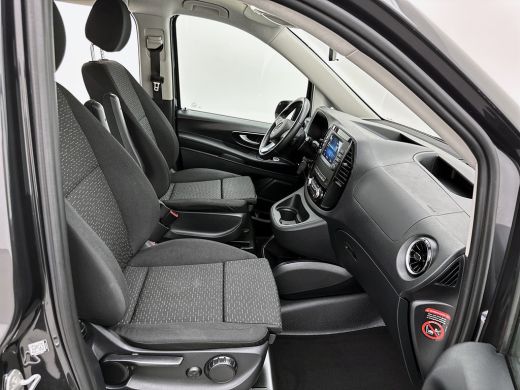 Mercedes-Benz eVito eVito Lang 66 kWh DC 266km WLTP Snelladen Dubbele cabine Led Schuifdeur L+R Navigatie Cruise control ActivLease financial lease