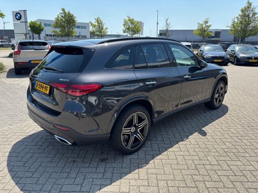 Mercedes-Benz GLC 300e AMG // Panorama dak // Trekhaak // Burmester // Headup // Memory Stoelen // Distronic // 360... ActivLease financial lease