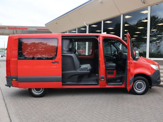 Mercedes-Benz Sprinter 2.2 CDI AUT. L2H1 DUBBEL CABINE *44.387 KM* + APPLE CARPLAY | CAMERA | CRUISE | 5-PERS. ActivLease financial lease