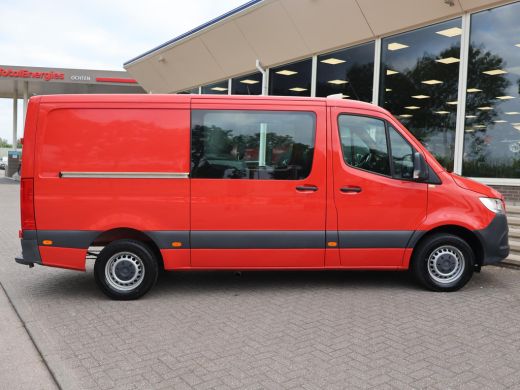Mercedes-Benz Sprinter 2.2 CDI AUT. L2H1 DUBBEL CABINE *44.387 KM* + APPLE CARPLAY | CAMERA | CRUISE | 5-PERS. ActivLease financial lease