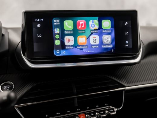 Peugeot 2008 1.2 PureTech Allure Sport (VIRTUAL COCKPIT, APPLE CARPLAY, 360 CAMERA, LEDER, KEYLESS, SPORTSTOEL... ActivLease financial lease