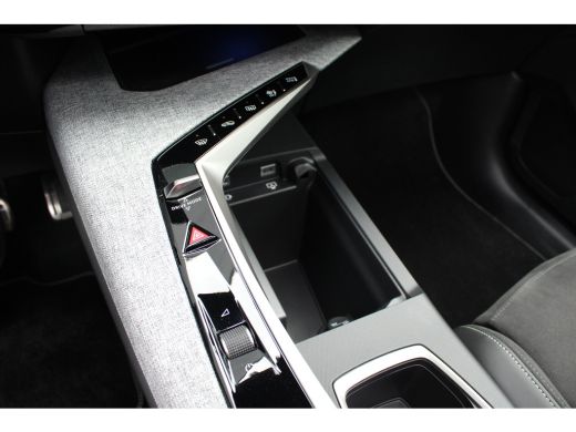 Peugeot 3008 1.6 plug-in Hybrid 195 GT | Panorama/schuifdak | Luxe stoelen | Massage | Focal | Alcantara | 360... ActivLease financial lease