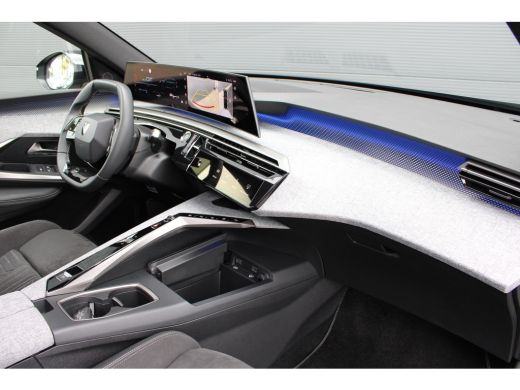 Peugeot 3008 1.6 plug-in Hybrid 195 GT | Panorama/schuifdak | Luxe stoelen | Massage | Focal | Alcantara | 360... ActivLease financial lease